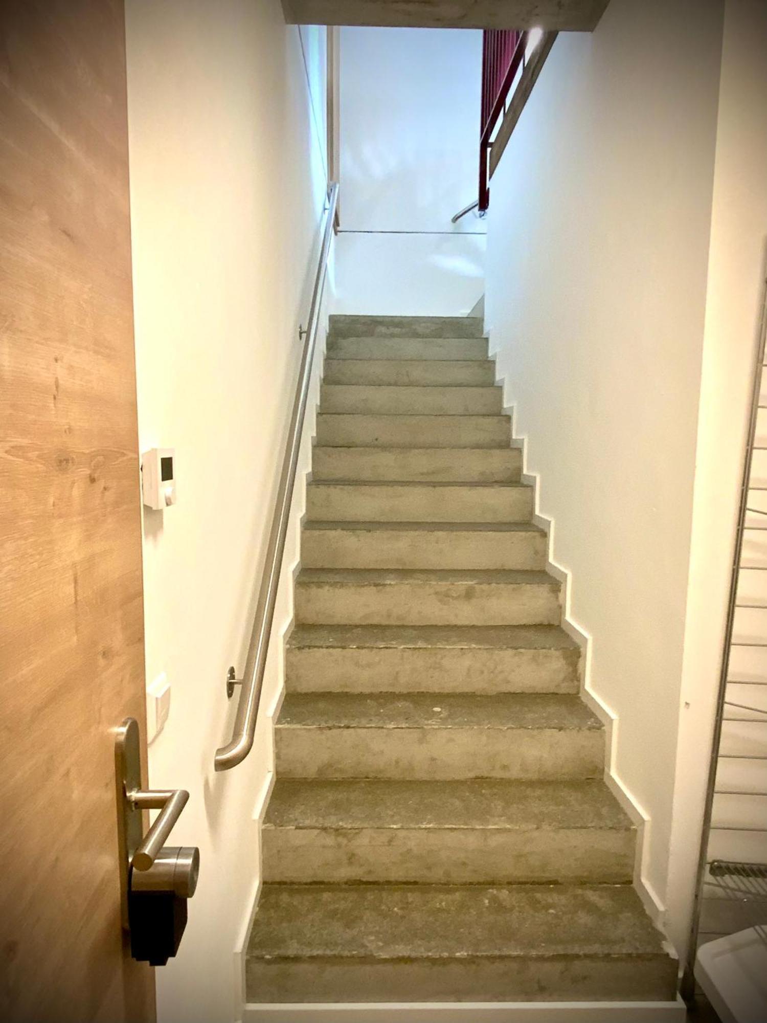 Ferienwohnung Waterfront - Urbane Eleganz Am Bachufer Villach Zimmer foto